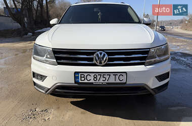 Позашляховик / Кросовер Volkswagen Tiguan 2018 в Львові
