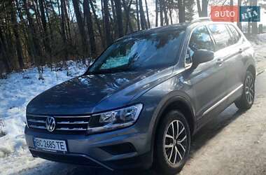 Внедорожник / Кроссовер Volkswagen Tiguan 2019 в Золочеве