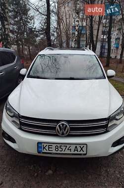 Внедорожник / Кроссовер Volkswagen Tiguan 2015 в Днепре