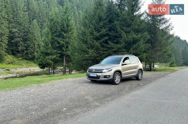 Позашляховик / Кросовер Volkswagen Tiguan 2014 в Рівному
