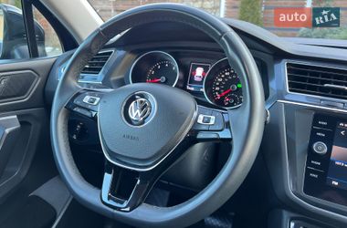 Позашляховик / Кросовер Volkswagen Tiguan 2020 в Стрию