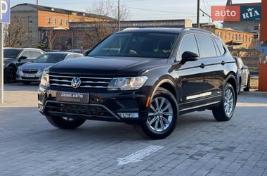 Внедорожник / Кроссовер Volkswagen Tiguan 2020 в Львове
