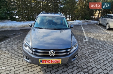 Внедорожник / Кроссовер Volkswagen Tiguan 2014 в Львове