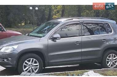 Внедорожник / Кроссовер Volkswagen Tiguan 2011 в Згуровке