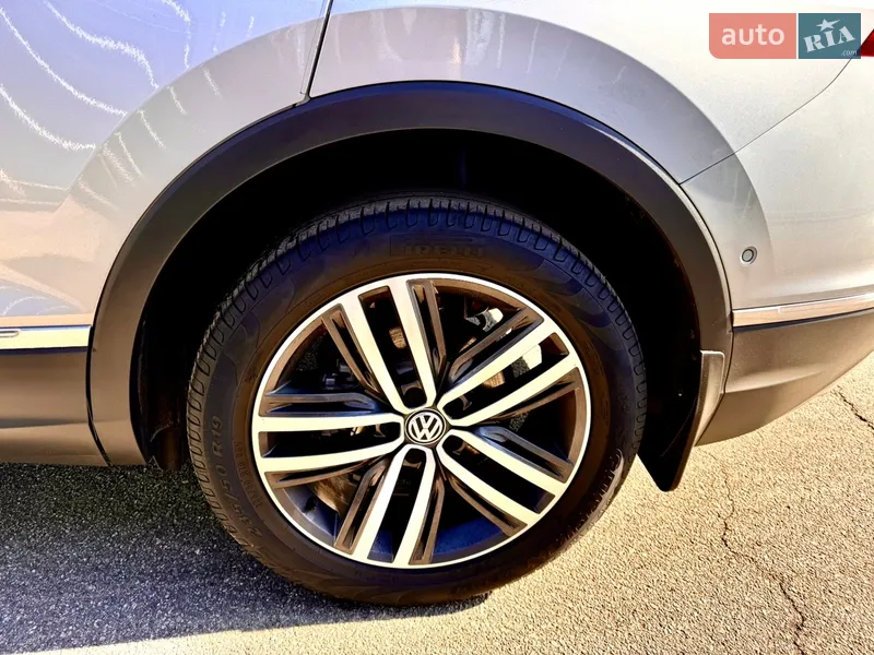 Volkswagen Tiguan 2020 VIN WVGZZZ5NZLM181493 фото оголошення 22 з 75
