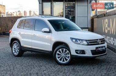 Внедорожник / Кроссовер Volkswagen Tiguan 2012 в Киеве