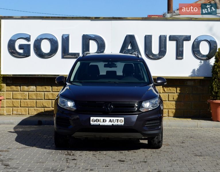 Позашляховик / Кросовер Volkswagen Tiguan 2016 в Одесі