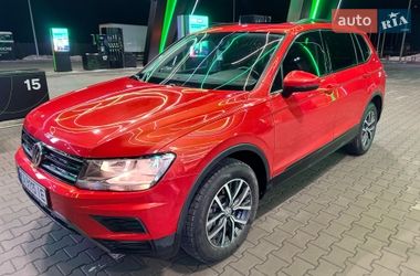 Внедорожник / Кроссовер Volkswagen Tiguan 2019 в Львове