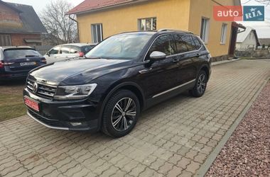 Внедорожник / Кроссовер Volkswagen Tiguan 2018 в Стрые