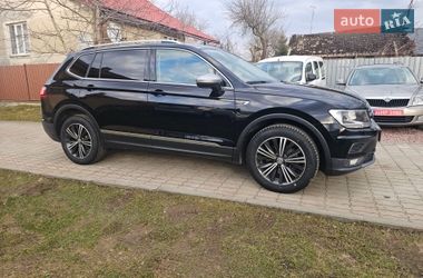 Позашляховик / Кросовер Volkswagen Tiguan 2018 в Стрию
