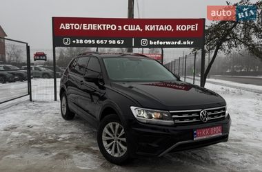 Внедорожник / Кроссовер Volkswagen Tiguan 2017 в Полтаве