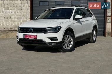Позашляховик / Кросовер Volkswagen Tiguan 2018 в Львові