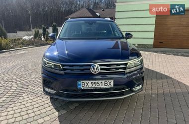 Позашляховик / Кросовер Volkswagen Tiguan 2017 в Хмельницькому