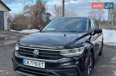 Позашляховик / Кросовер Volkswagen Tiguan 2023 в Чернігові