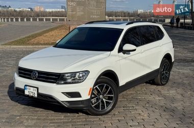 Позашляховик / Кросовер Volkswagen Tiguan 2021 в Києві