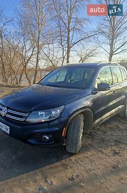 Внедорожник / Кроссовер Volkswagen Tiguan 2012 в Киеве