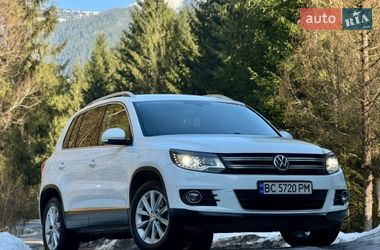 Внедорожник / Кроссовер Volkswagen Tiguan 2015 в Межгорье