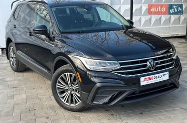 Внедорожник / Кроссовер Volkswagen Tiguan 2024 в Киеве