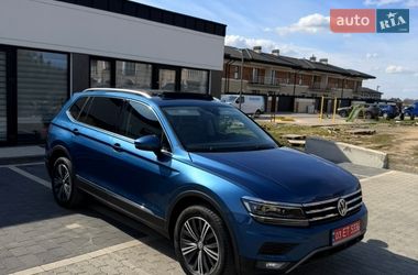Внедорожник / Кроссовер Volkswagen Tiguan 2018 в Ужгороде