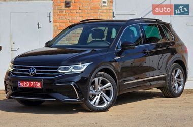 Внедорожник / Кроссовер Volkswagen Tiguan 2022 в Житомире