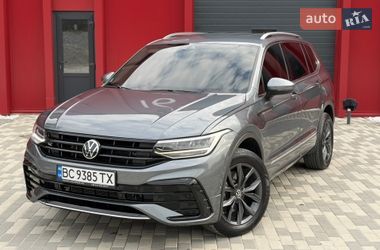Позашляховик / Кросовер Volkswagen Tiguan 2023 в Львові