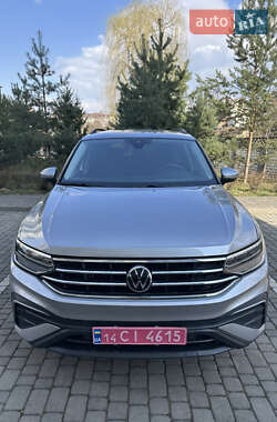 Позашляховик / Кросовер Volkswagen Tiguan 2022 в Івано-Франківську