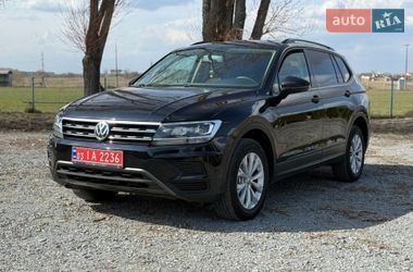 Позашляховик / Кросовер Volkswagen Tiguan 2019 в Рівному
