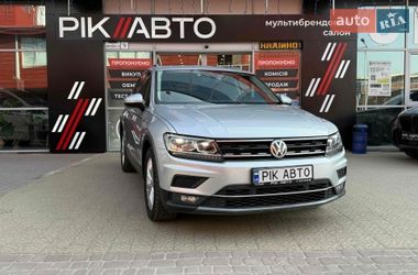 Позашляховик / Кросовер Volkswagen Tiguan 2018 в Львові