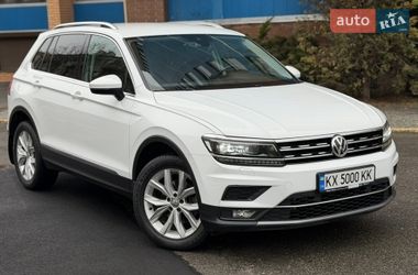 Позашляховик / Кросовер Volkswagen Tiguan 2017 в Харкові