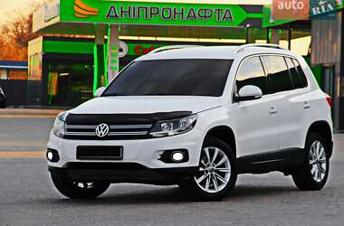 Внедорожник / Кроссовер Volkswagen Tiguan 2014 в Днепре