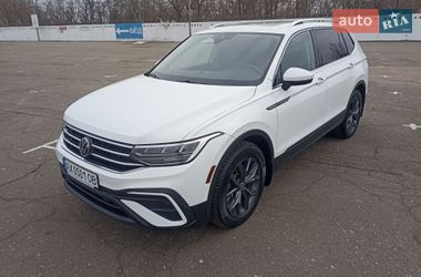 Позашляховик / Кросовер Volkswagen Tiguan 2022 в Києві