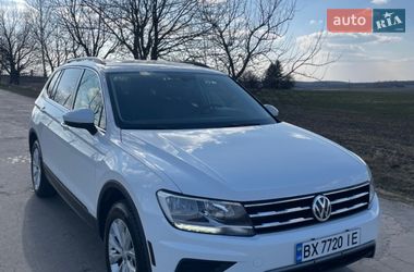 Позашляховик / Кросовер Volkswagen Tiguan 2018 в Хмельницькому