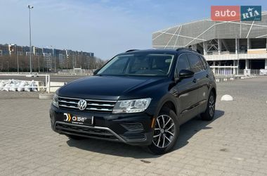 Внедорожник / Кроссовер Volkswagen Tiguan 2019 в Львове