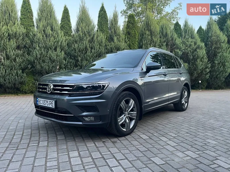 Volkswagen Tiguan 2018 VIN WVGZZZ5NZJM123670 фото оголошення 2 з 61