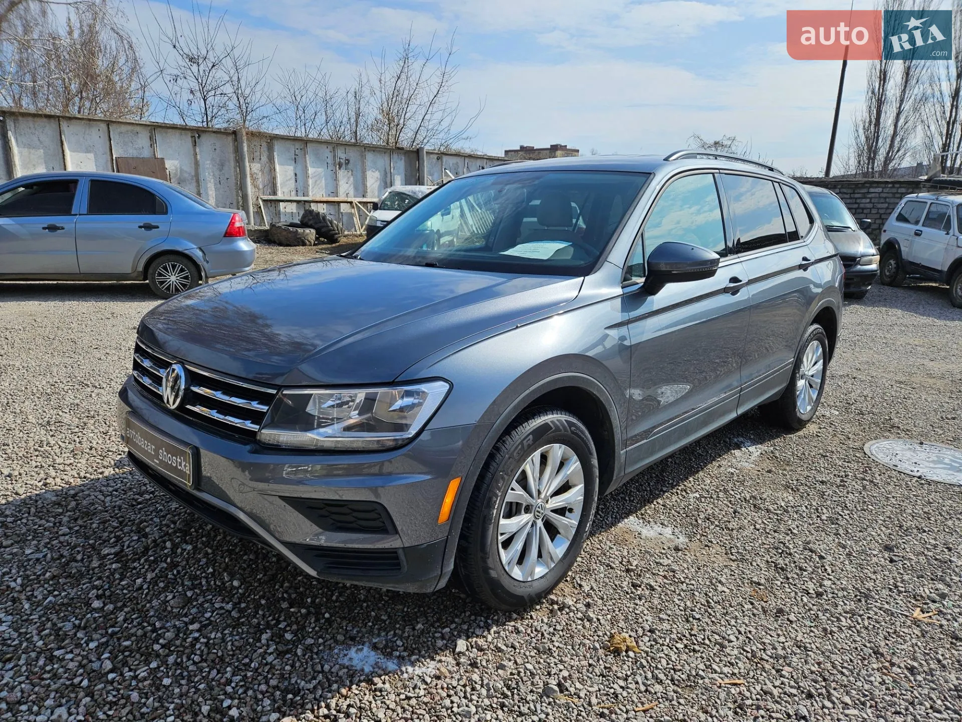 2018 Volkswagen Tiguan - фото 1