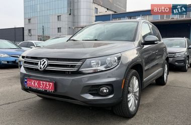 Позашляховик / Кросовер Volkswagen Tiguan 2015 в Києві