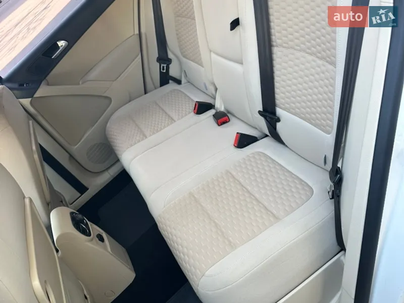 Volkswagen Tiguan 2011 VIN WVGZZZ5NZBW539206 фото оголошення 38 з 76