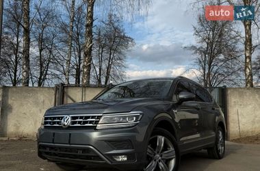 Внедорожник / Кроссовер Volkswagen Tiguan 2020 в Черновцах