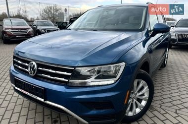 Внедорожник / Кроссовер Volkswagen Tiguan 2018 в Львове