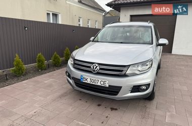 Внедорожник / Кроссовер Volkswagen Tiguan 2014 в Радивилове