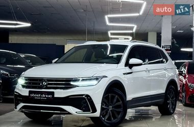 Позашляховик / Кросовер Volkswagen Tiguan 2022 в Миколаєві