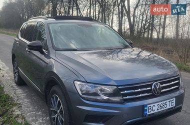 Внедорожник / Кроссовер Volkswagen Tiguan 2019 в Буске