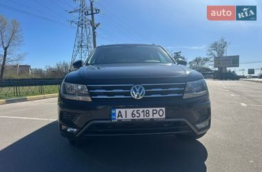 Позашляховик / Кросовер Volkswagen Tiguan 2017 в Києві
