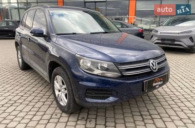Внедорожник / Кроссовер Volkswagen Tiguan 2015 в Львове