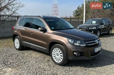 Внедорожник / Кроссовер Volkswagen Tiguan 2012 в Луцке