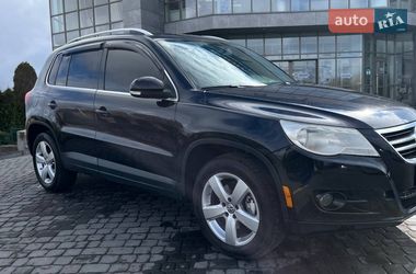 Позашляховик / Кросовер Volkswagen Tiguan 2010 в Хмельницькому