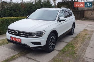 Позашляховик / Кросовер Volkswagen Tiguan 2019 в Броварах