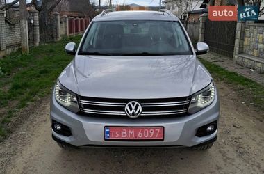 Внедорожник / Кроссовер Volkswagen Tiguan 2012 в Черновцах