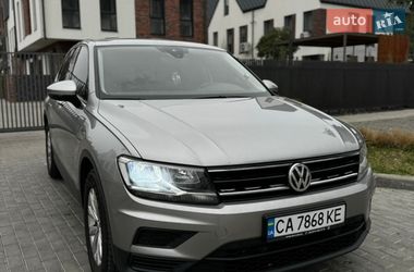 Позашляховик / Кросовер Volkswagen Tiguan 2017 в Києві
