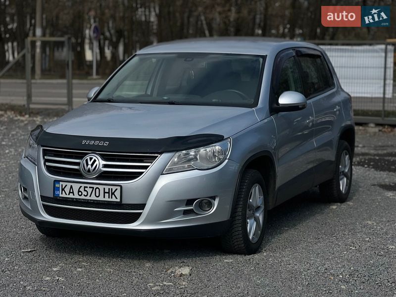 Внедорожник / Кроссовер Volkswagen Tiguan 2010 в Львове